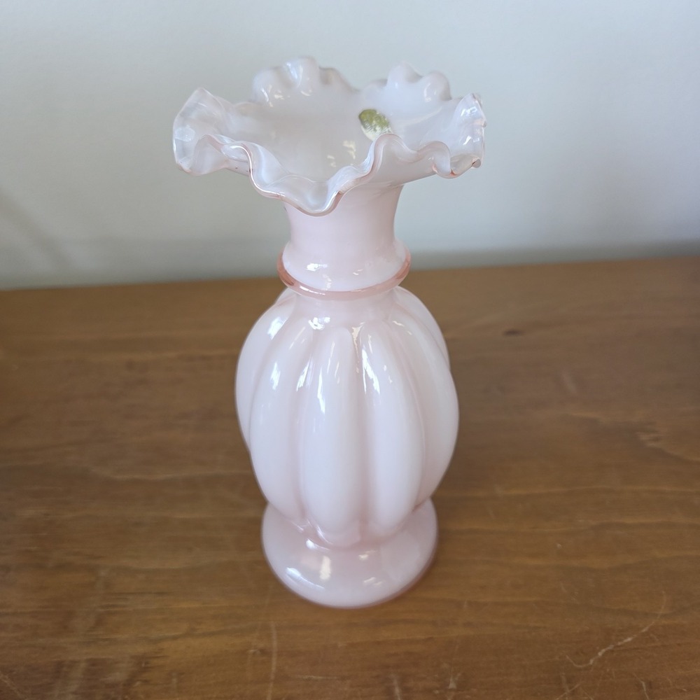Fenton Ruffled Edge Vase Pink Melon Color Vintage Cased Overlay ~8.5" - Picture 3 of 7